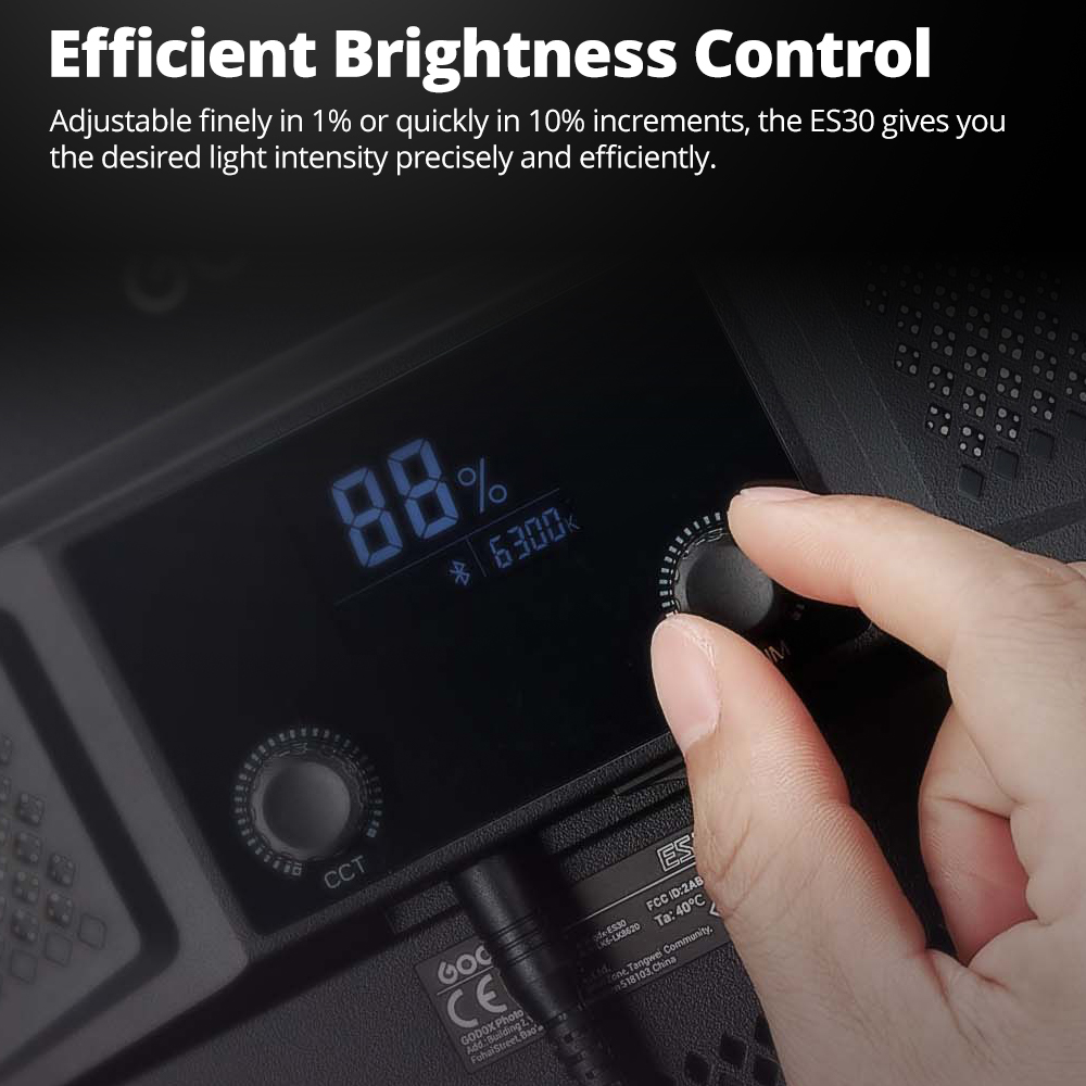 Godox ES30 E-sports LED Light  - مراجعة Esports Gaming Photo وسعره